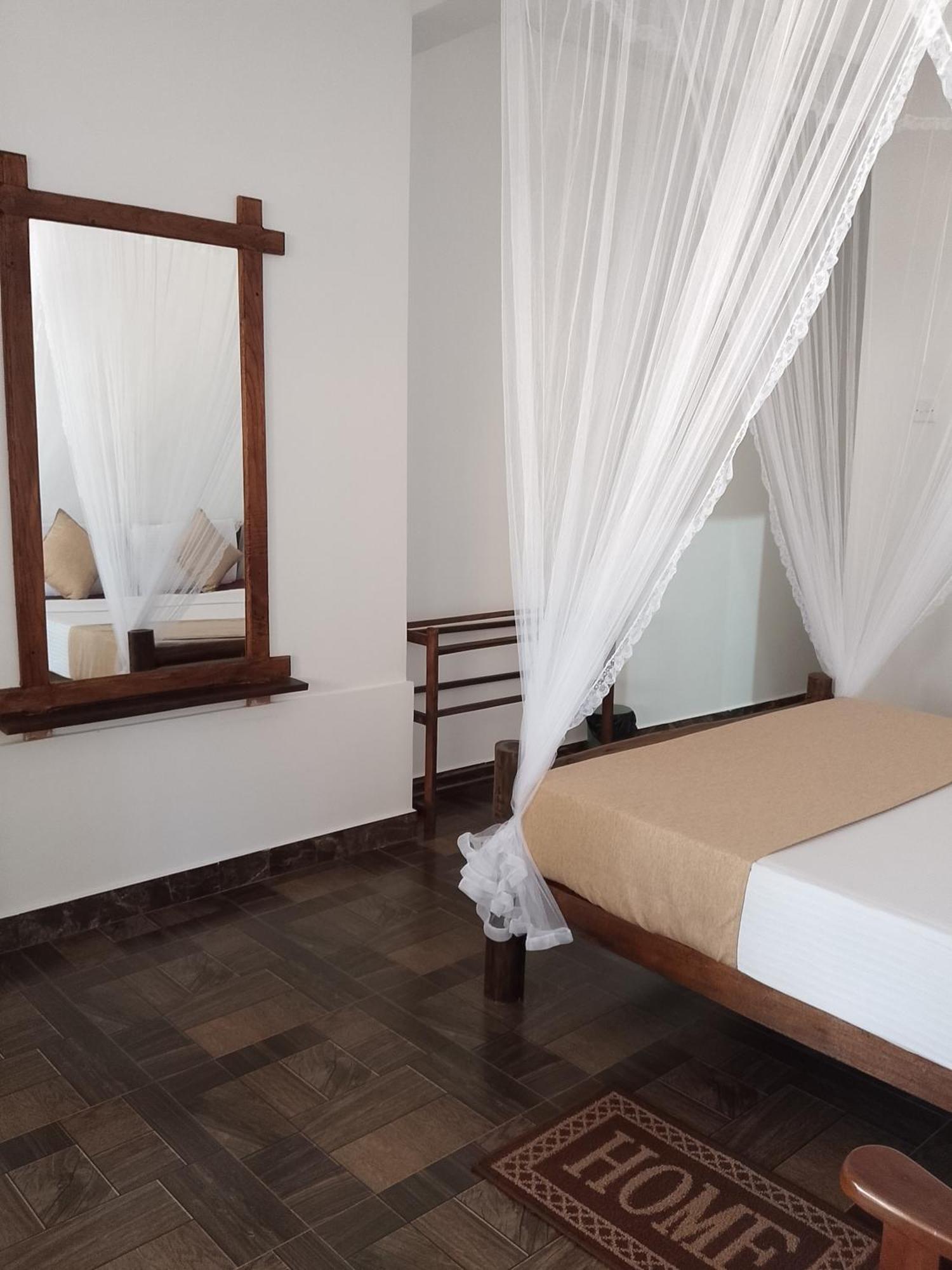 Apurvi Homestay Ella Exteriör bild