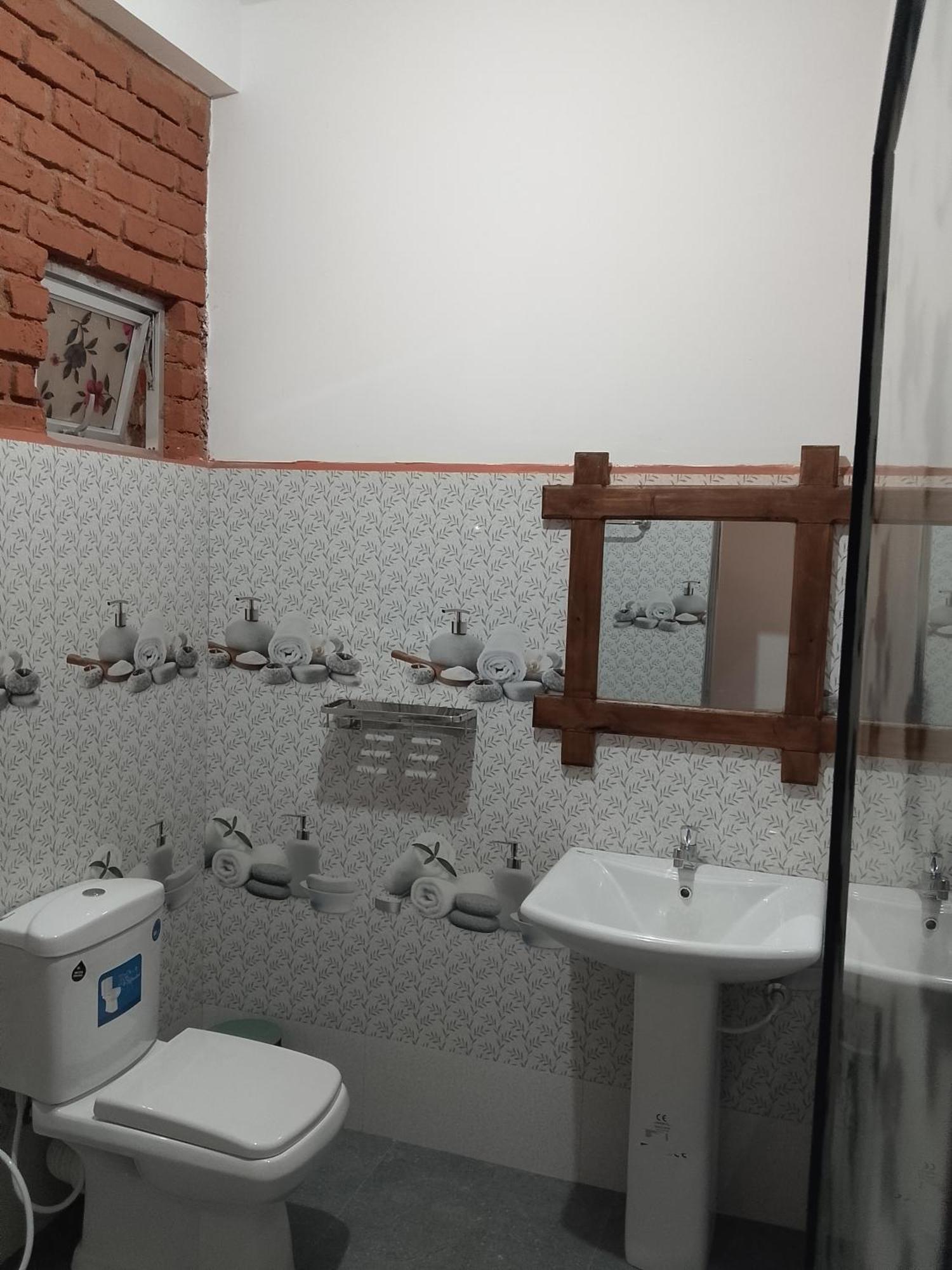 Apurvi Homestay Ella Exteriör bild